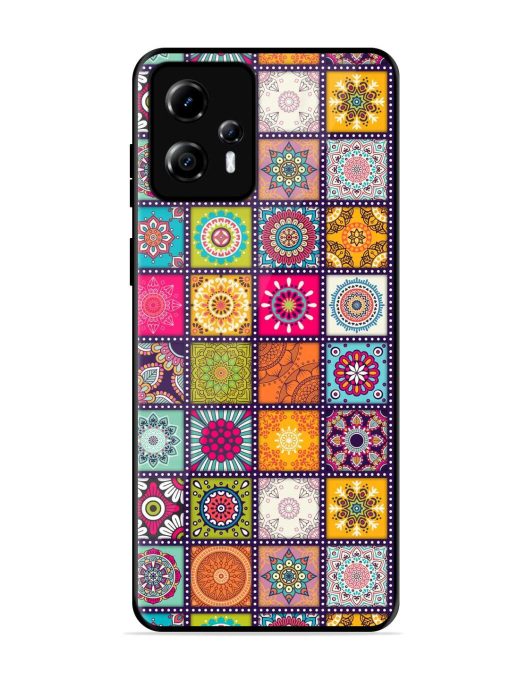 Seamless Pattern Vintage Glossy Metal Phone Cover for Motorola Moto G13 Zapvi