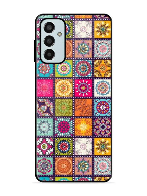 Seamless Pattern Vintage Glossy Metal Phone Cover for Samsung Galaxy F13