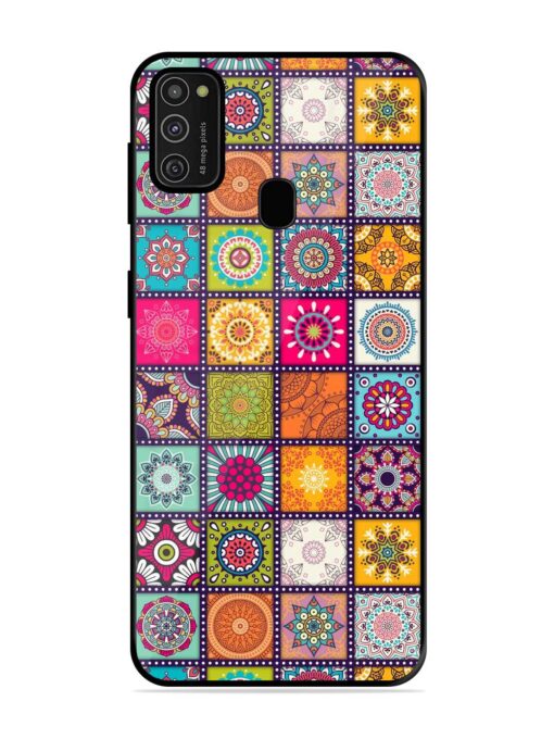 Seamless Pattern Vintage Glossy Metal Phone Cover for Samsung Galaxy M21 (2021)