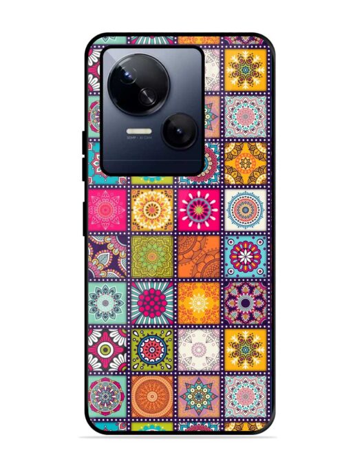 Seamless Pattern Vintage Glossy Metal Phone Cover for Tecno Spark 10 (5G) Zapvi