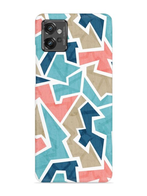 Vintage Geometric Triangle Snap Case for Motorola Moto G32 Zapvi