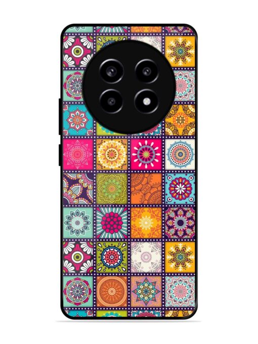 Seamless Pattern Vintage Glossy Metal Phone Cover for Realme 13 Pro Plus (5G) Zapvi