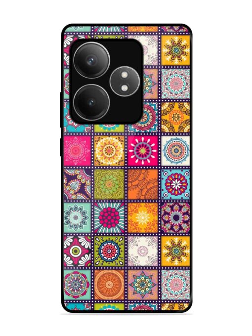 Seamless Pattern Vintage Glossy Metal Phone Cover for Realme Gt 6T (5G) Zapvi