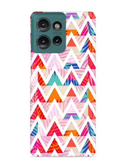 Abstract Triangle Background Snap Case for Motorola Moto Edge 50 (5G)