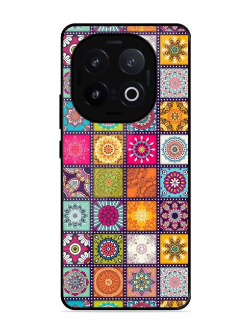 Seamless Pattern Vintage Glossy Metal Phone Cover for Iqoo 13 (5G)